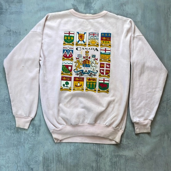 Vintage Other - Vintage 90s Canadian Provincial Flags Crewneck Sweater